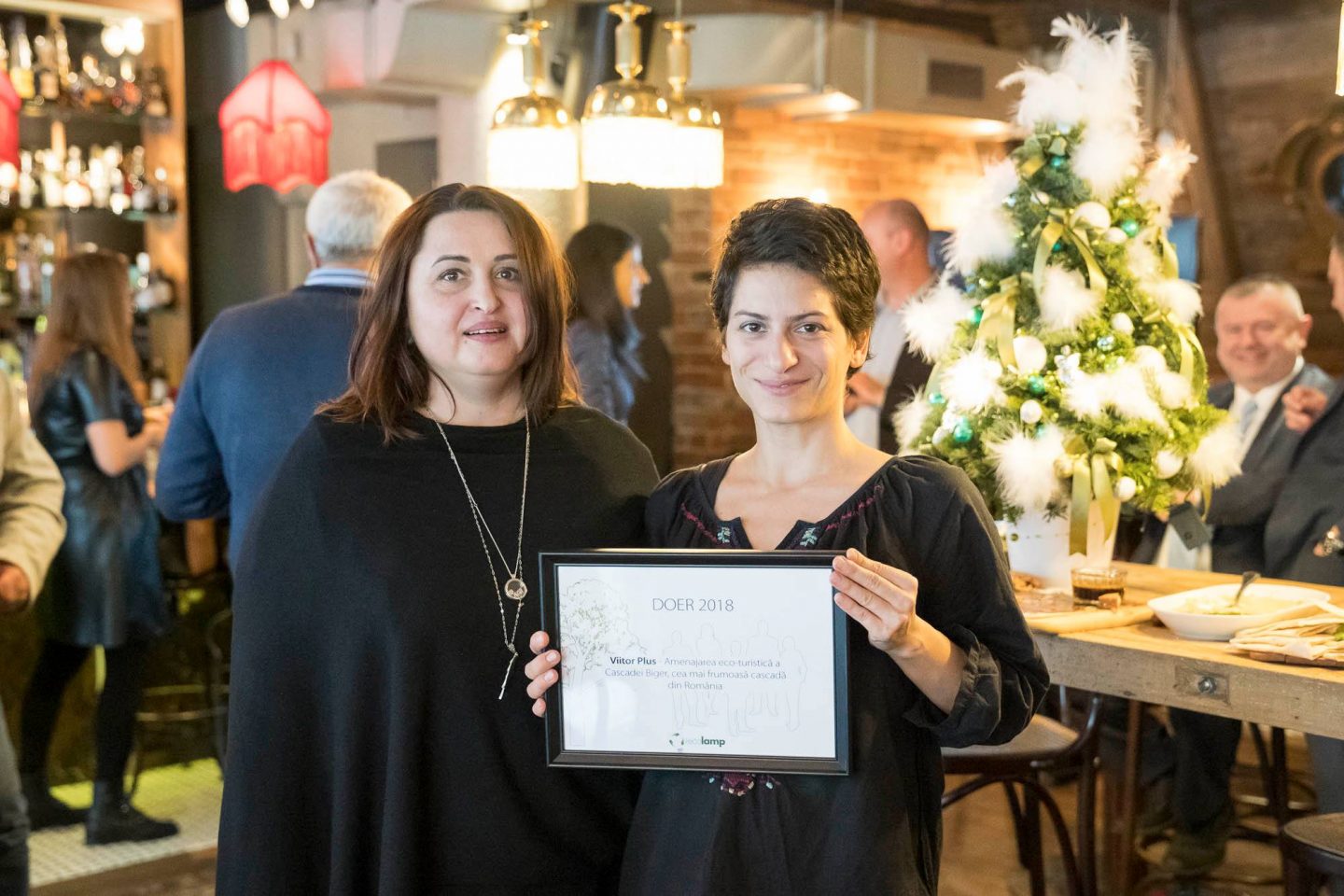 48367769_1976810192434872_296613976219844608_o