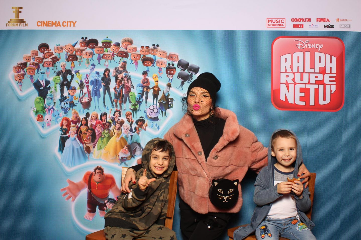 49784170_2002007159915175_4528027365535645696_o