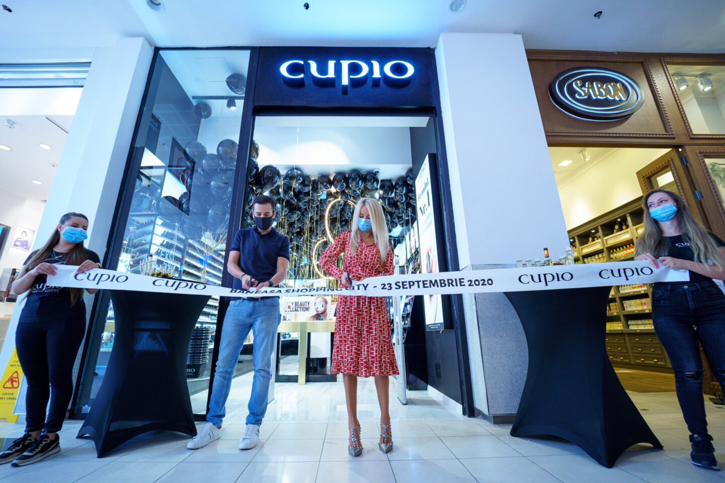 Mihnea Ratte www.instagram.com/mihnearatte/