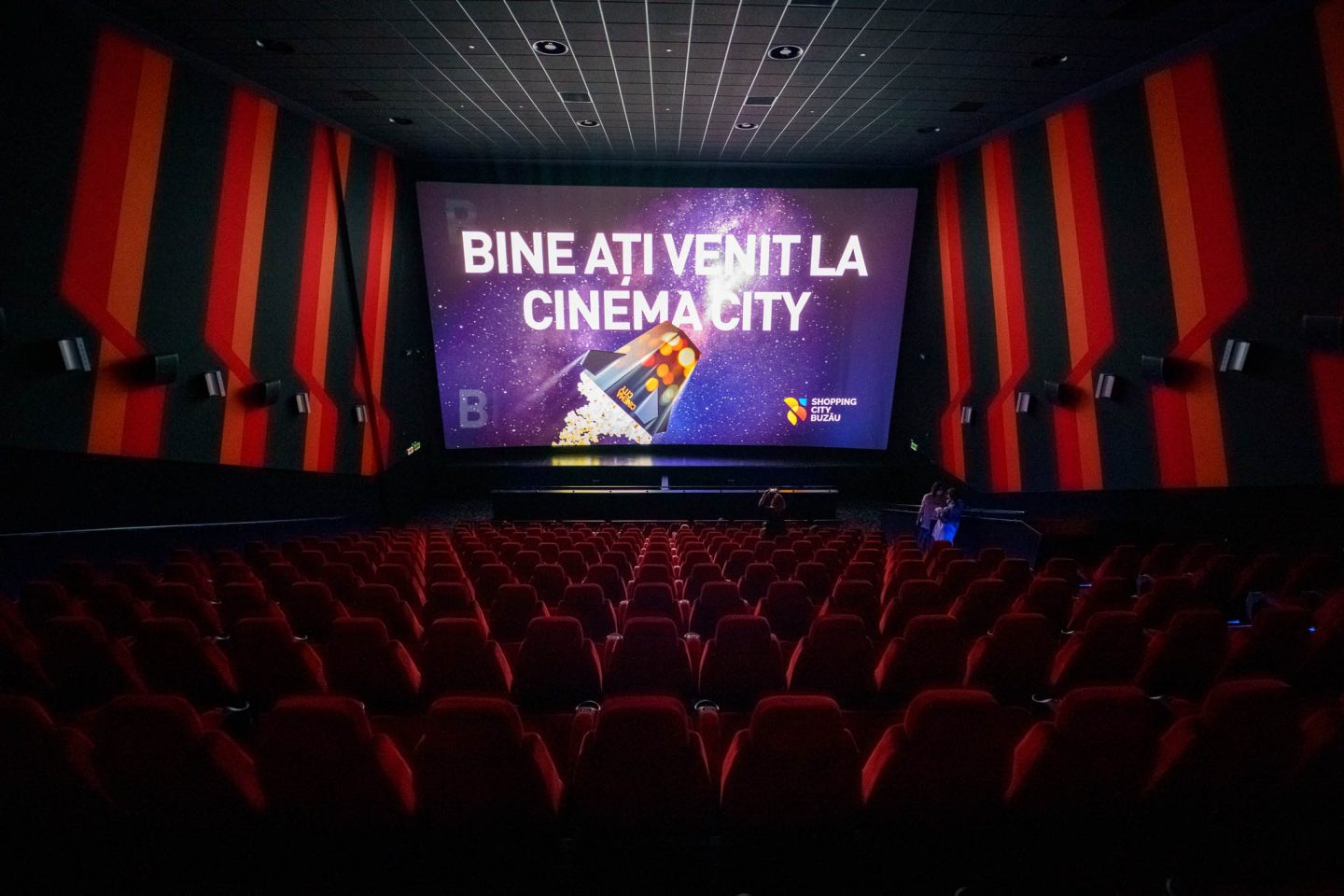 Mihnea Ratte www.instagram.com/mihnearatte/