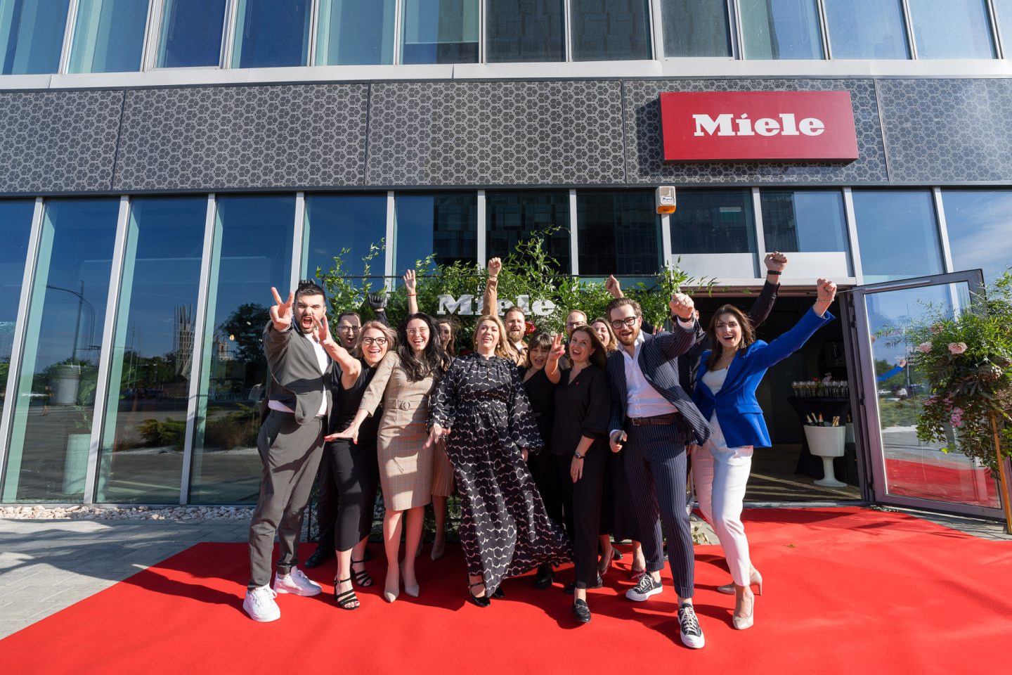 443858835_988881519909896_7682343605405626807_n